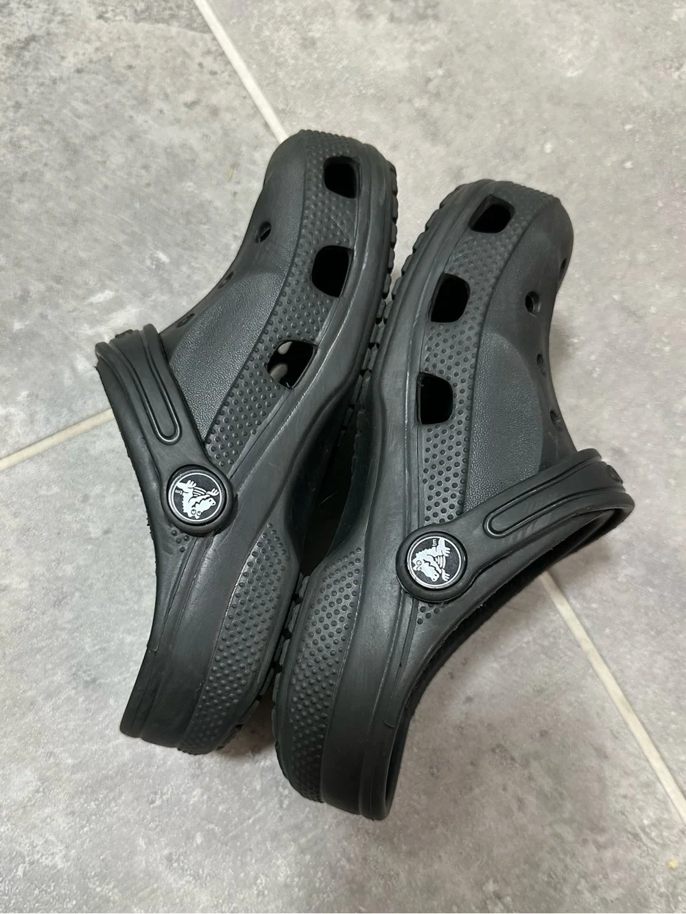 CROCS classic clogs in black